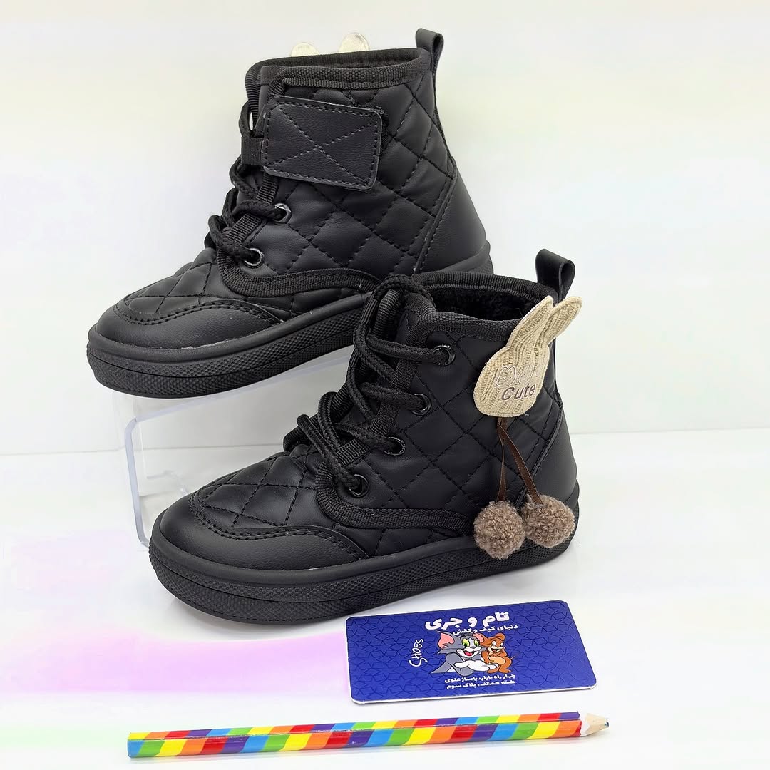 نیمبوت بچگانه خرگوشی ضدآب خفن – سایزبندی ۲۲ تا ۳۱ 4 نیمبوت بچگانه خرگوشی ضدآب با رویه وارداتی و زیره سبک و انعطافپذیر- رنگ مشکی